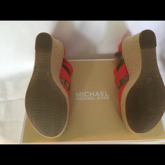 Michael Kors Damita Wedge (Watermelon) - Picture 6 of 6